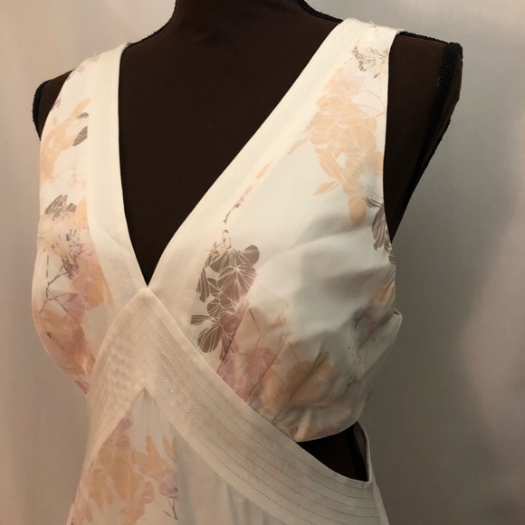 CLUB MONACO Trina Dress 100% Silk Apricot Ivory - Picture 2 of 8